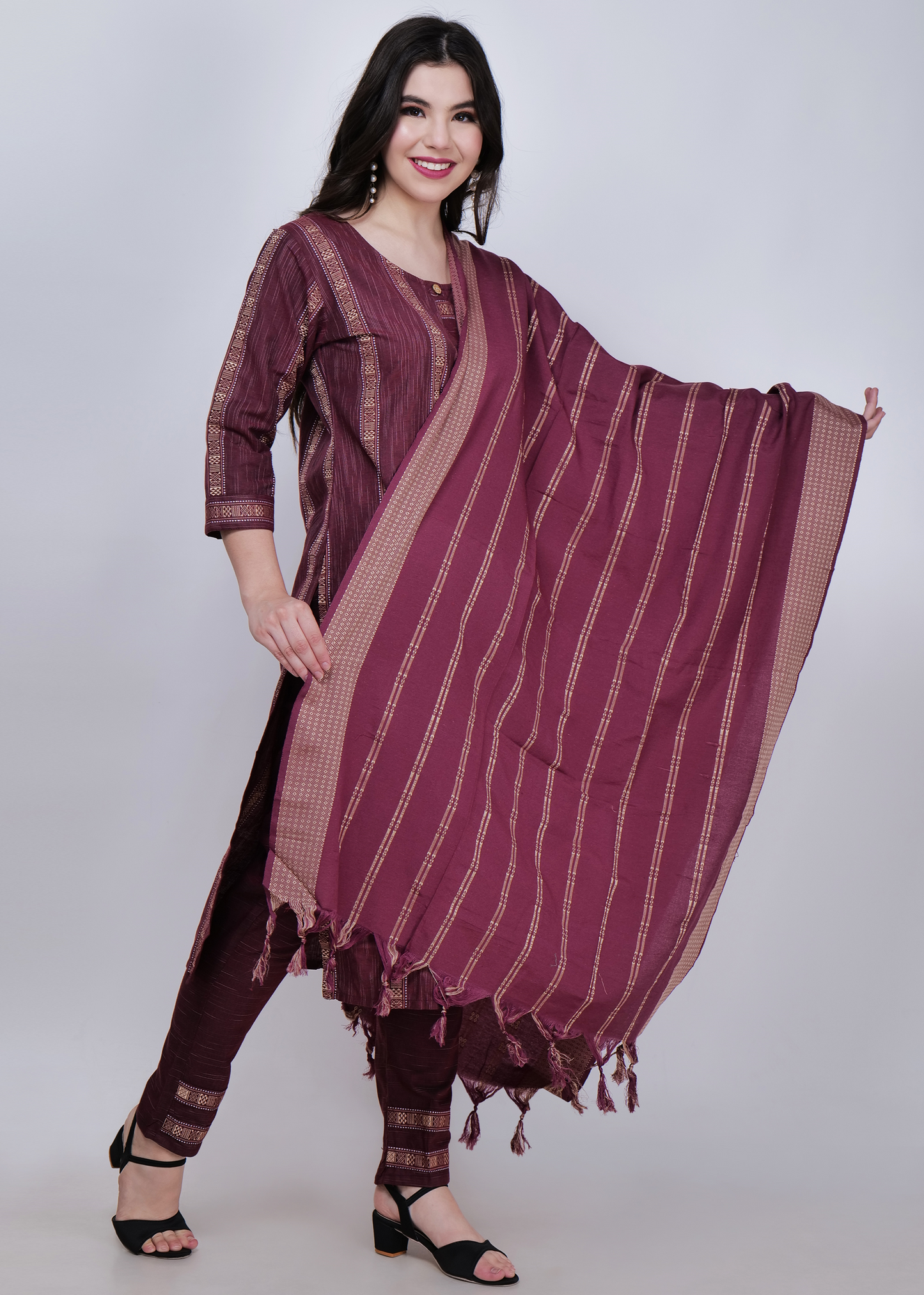 Weaving Cotton Straight Suit Set - Maroon